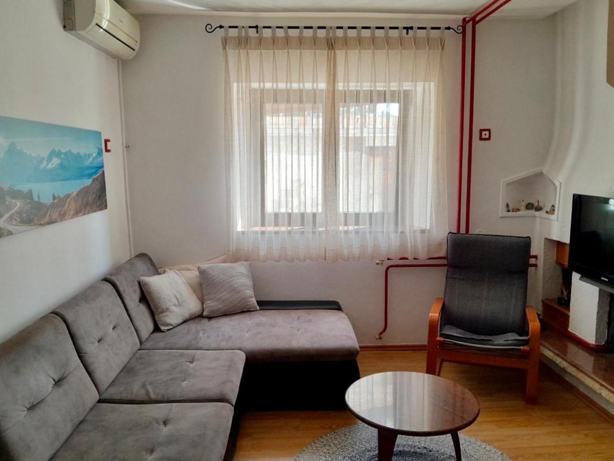 Apartment Mila With Jacuzzi Spa Pula Luaran gambar
